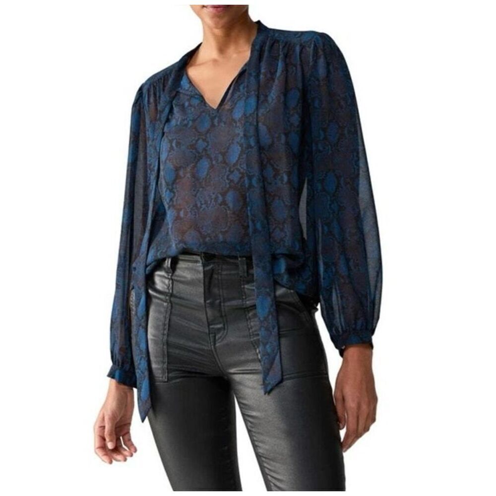 🌸 Sanctuary Camera Pose Tie Neck Blue and Black Top Size Small New